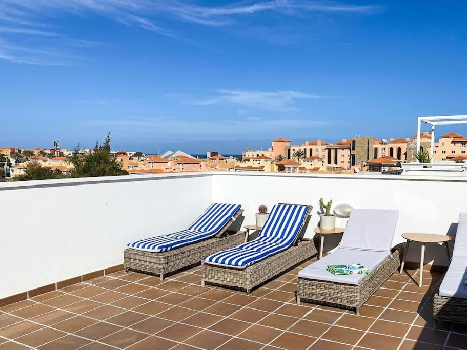 Pueblo Majorero: Luxury Apartment with Terraces, Pools & Beach Access Caleta De Fuste Exterior photo