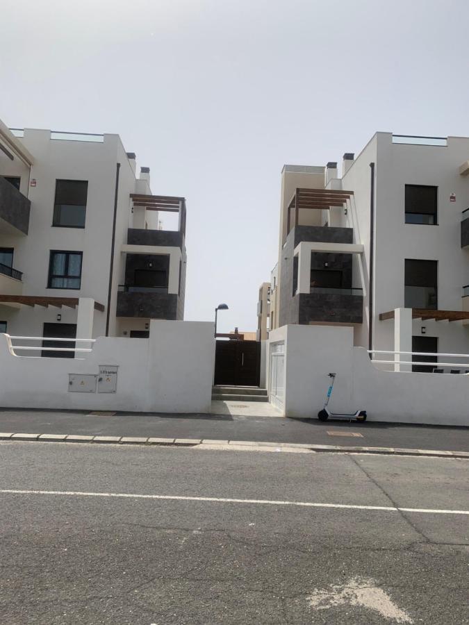 Pueblo Majorero: Luxury Apartment with Terraces, Pools & Beach Access Caleta De Fuste Exterior photo